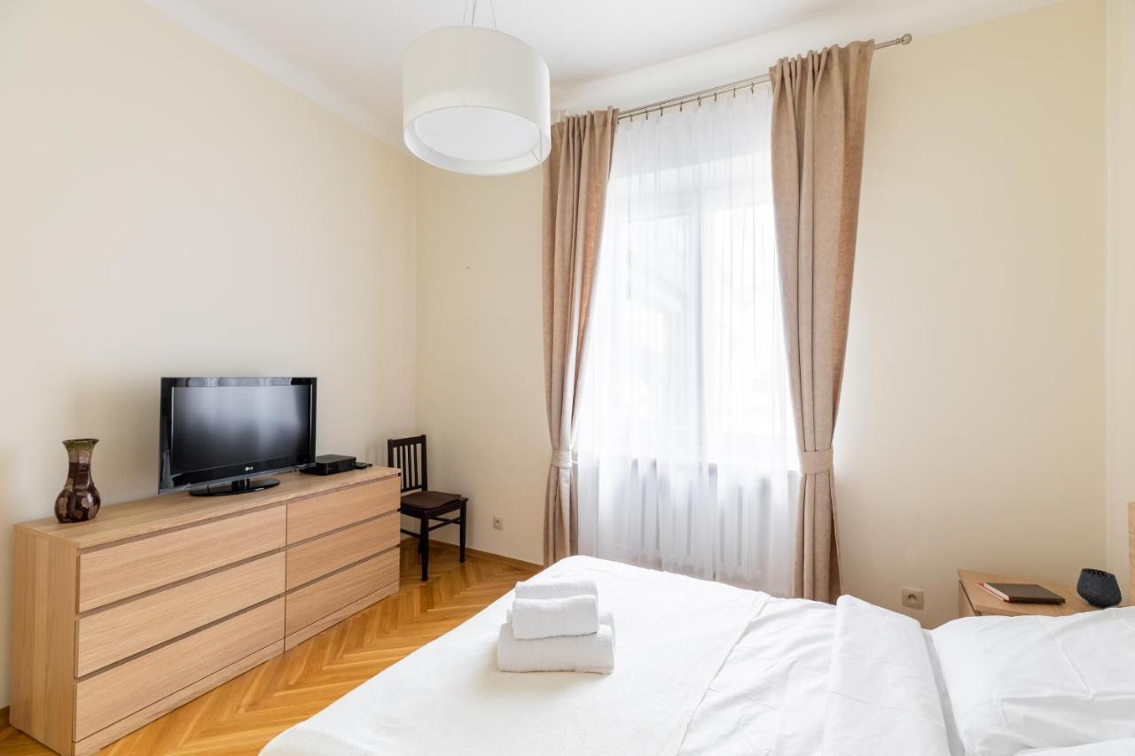 P&O Serviced Apartments Plac Konstytucji Βαρσοβία Εξωτερικό φωτογραφία