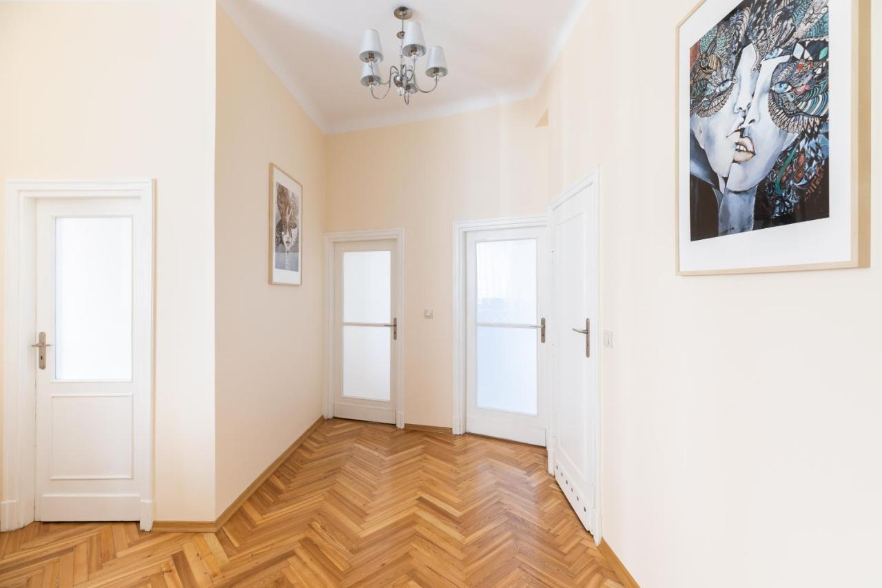 P&O Serviced Apartments Plac Konstytucji Βαρσοβία Εξωτερικό φωτογραφία