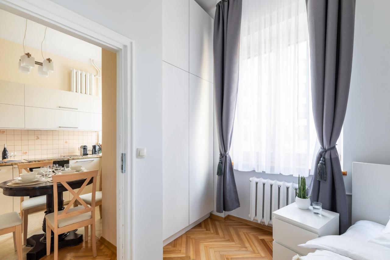 P&O Serviced Apartments Plac Konstytucji Βαρσοβία Εξωτερικό φωτογραφία
